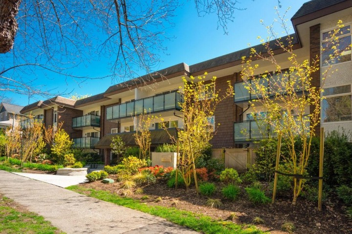 Photo 2 at 112 - 2250 Oxford Street, Hastings, Vancouver East