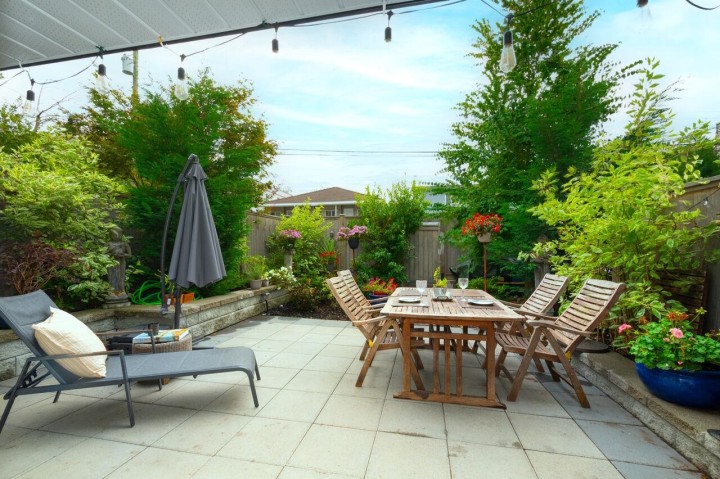 Photo 1 at 112 - 2250 Oxford Street, Hastings, Vancouver East