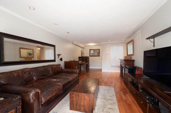 Photo 11 at 112 - 2250 Oxford Street, Hastings, Vancouver East