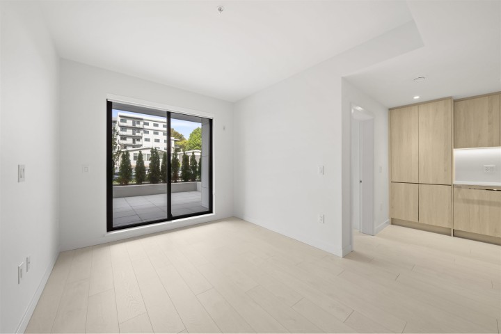 Photo 9 at 111 - 4928 Quebec Street, Main, Vancouver East