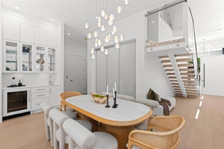 Photo 12 at 2 - 5061 Blenheim Street, Dunbar, Vancouver West