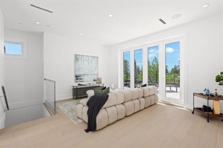 Photo 35 at 2 - 5061 Blenheim Street, Dunbar, Vancouver West