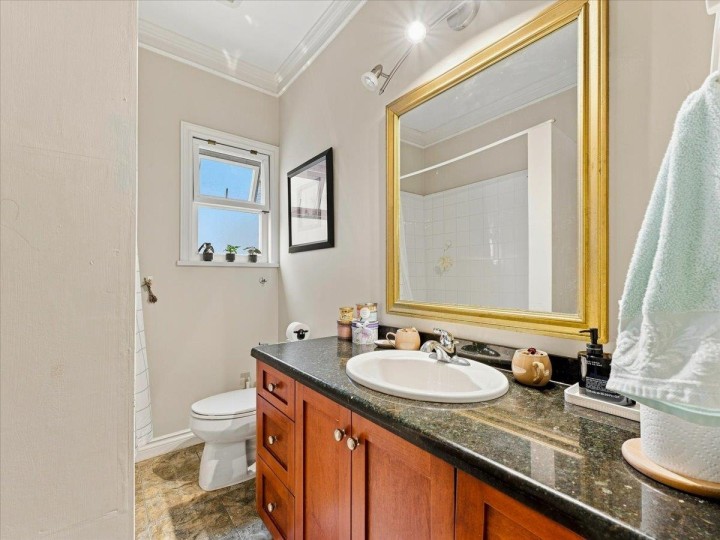 Photo 16 at 2579 W 45th Avenue, Kerrisdale, Vancouver West