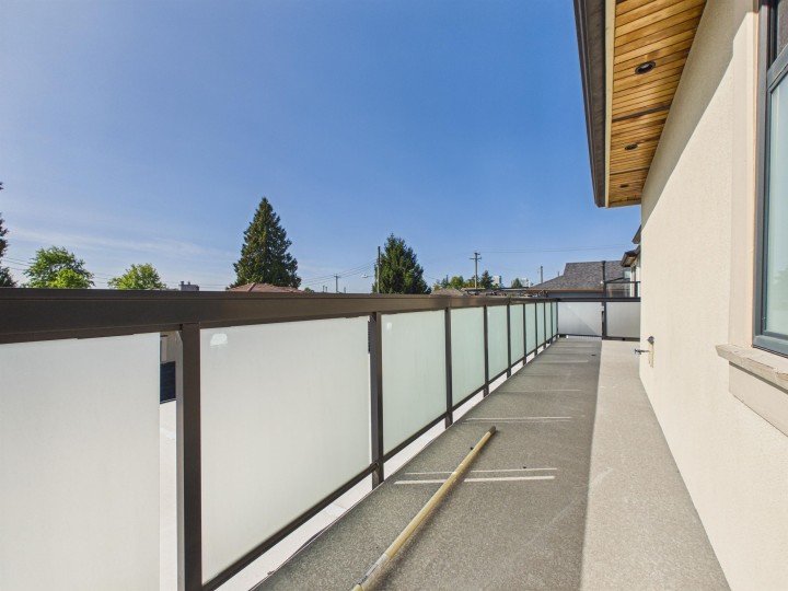 Photo 34 at 426 E 63 Avenue, South Vancouver, Vancouver East