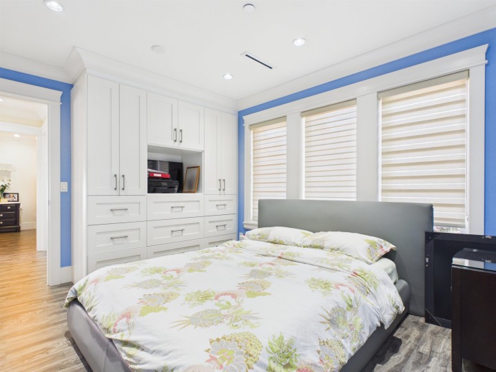Photo 35 at 426 E 63 Avenue, South Vancouver, Vancouver East