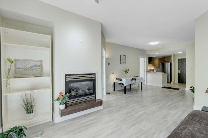 Photo 3 at 210 - 5779 Birney Avenue, University VW, Vancouver West