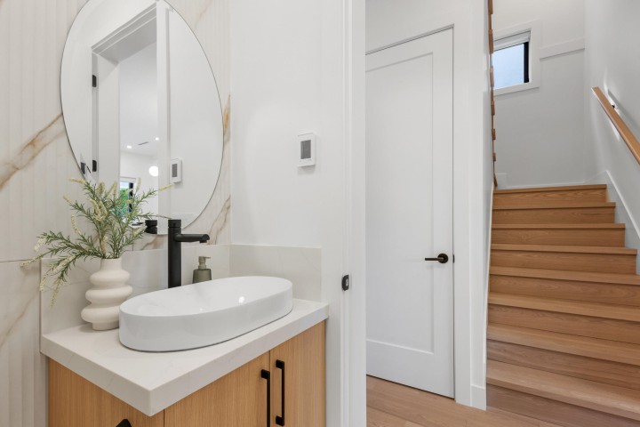 Photo 13 at 2 - 3873 W 22nd Avenue, Dunbar, Vancouver West