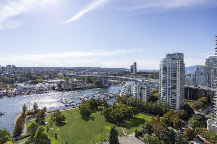 Photo 1 at 2505 455 Beach Crescent, Yaletown, Vancouver West