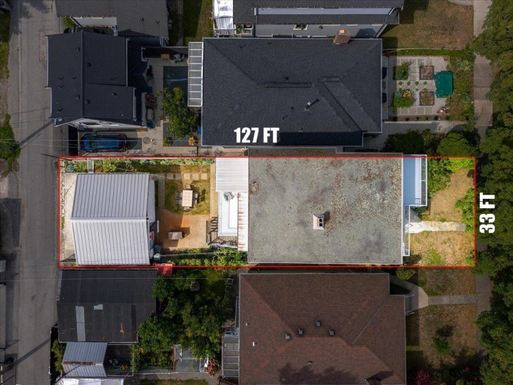 Photo 3 at 2206 E 8th Avenue, Grandview Woodland, Vancouver East