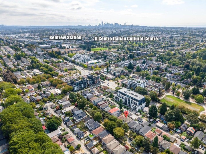 Photo 9 at 2206 E 8th Avenue, Grandview Woodland, Vancouver East
