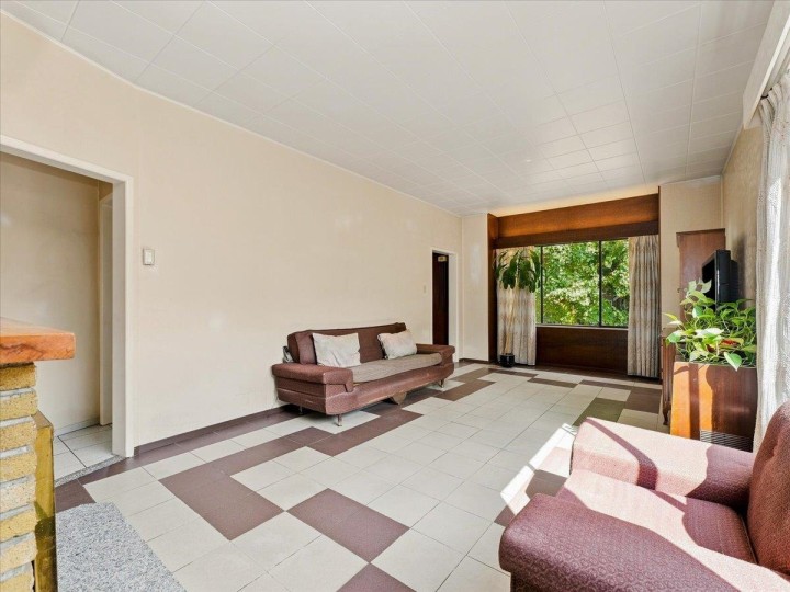 Photo 10 at 2206 E 8th Avenue, Grandview Woodland, Vancouver East