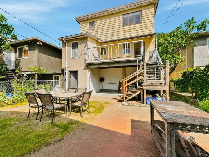 Photo 25 at 2206 E 8th Avenue, Grandview Woodland, Vancouver East