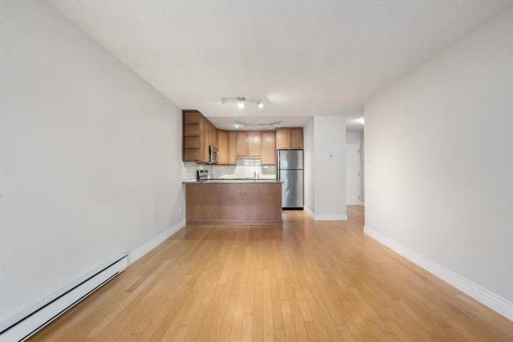 Photo 10 at 401 - 2920 Ash Street, Fairview VW, Vancouver West