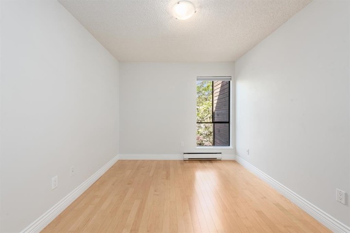 Photo 15 at 401 - 2920 Ash Street, Fairview VW, Vancouver West