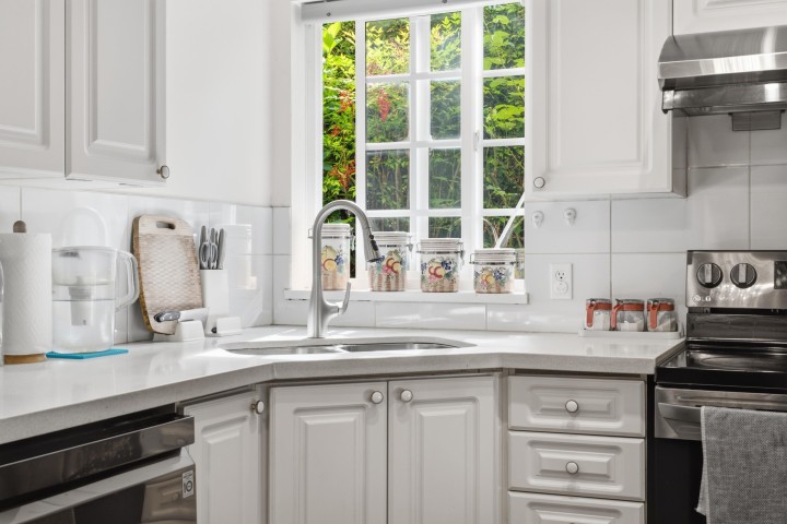 Photo 1 at 107 - 5788 Vine Street, Kerrisdale, Vancouver West