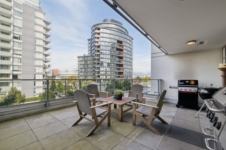 Photo 3 at 503 - 110 Switchmen Street, Mount Pleasant VE, Vancouver East