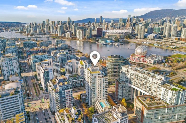 Photo 11 at 503 - 110 Switchmen Street, Mount Pleasant VE, Vancouver East