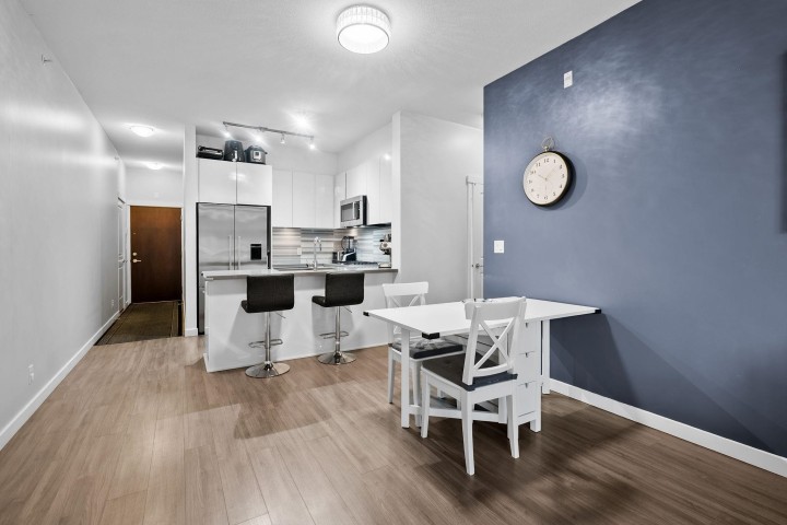 Photo 4 at 503 - 3168 Riverwalk Avenue, South Marine, Vancouver East