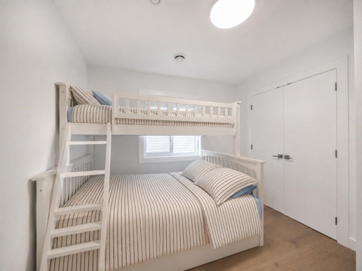 Photo 12 at 1907 E 40th Avenue, Victoria VE, Vancouver East
