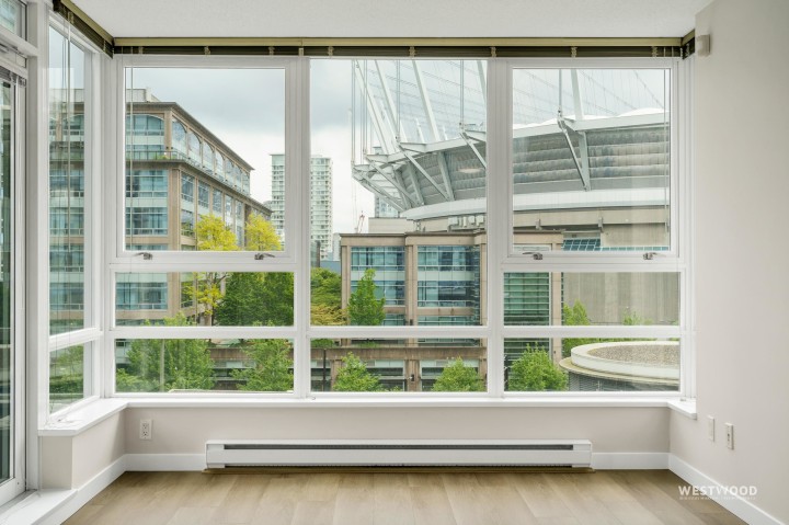 Photo 7 at 808 - 939 Expo Boulevard, Yaletown, Vancouver West