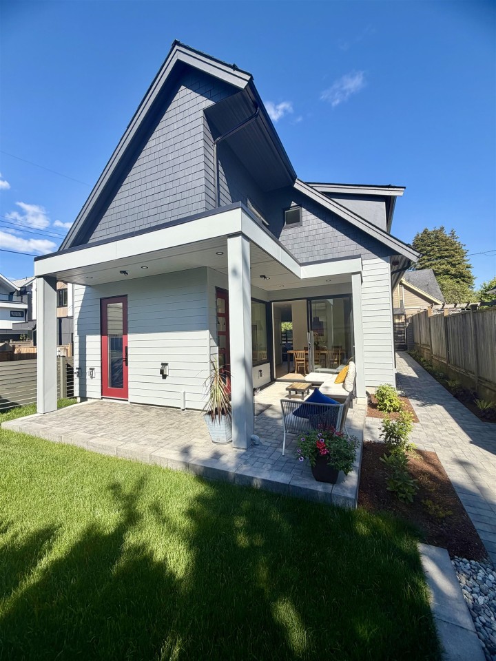Photo 2 at 3768 Fleming Street, Knight, Vancouver East