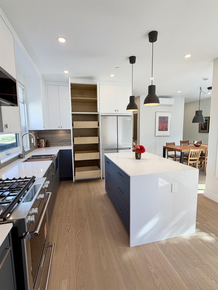 Photo 8 at 3768 Fleming Street, Knight, Vancouver East