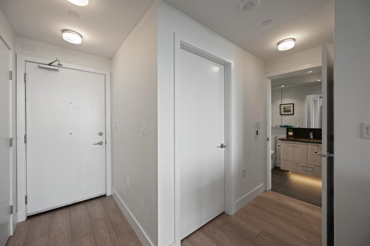 Photo 19 at 1306 - 3581 E Kent Avenue North, South Marine, Vancouver East