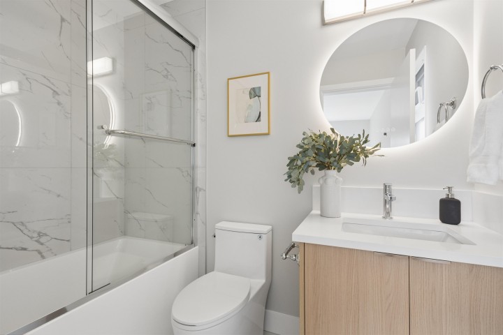 Photo 18 at 5019 Payne Street, Collingwood VE, Vancouver East