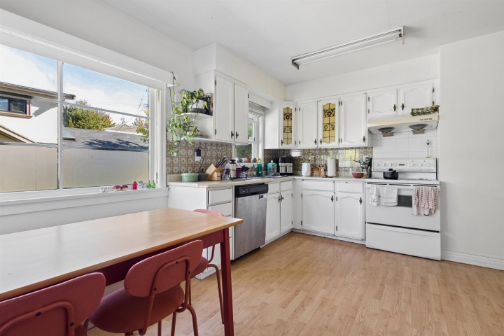 Photo 28 at 1441 W 49th Avenue, South Granville, Vancouver West