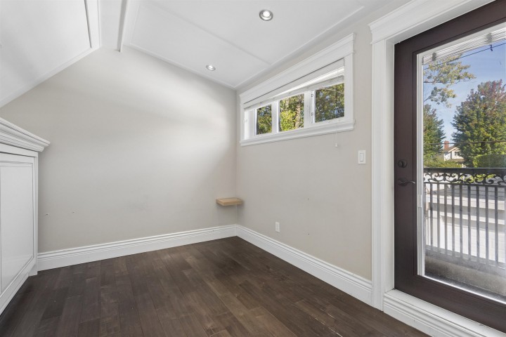 Photo 15 at 1441 W 49th Avenue, South Granville, Vancouver West