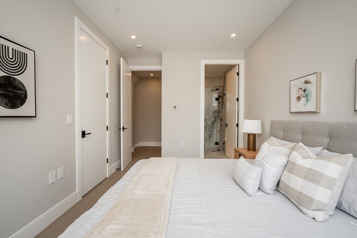 Photo 16 at 1 - 4579 W 11th Ave Avenue, Point Grey, Vancouver West