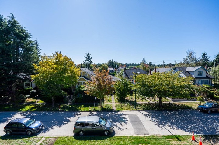 Photo 32 at 1 - 4579 W 11th Ave Avenue, Point Grey, Vancouver West