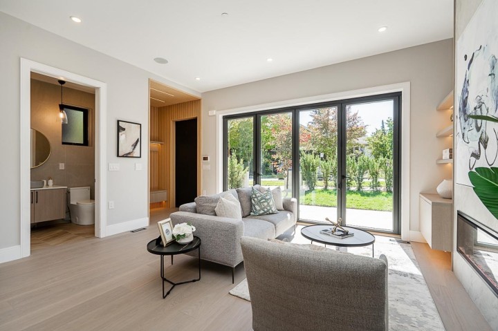 Photo 5 at 1 - 4579 W 11th Ave Avenue, Point Grey, Vancouver West