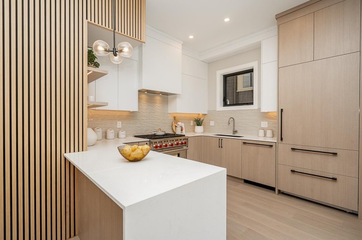 Photo 8 at 1 - 4579 W 11th Ave Avenue, Point Grey, Vancouver West