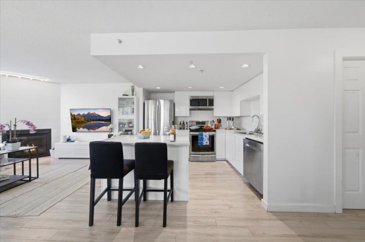 Photo 4 at 502 - 1255 Main Street, Downtown VE, Vancouver East