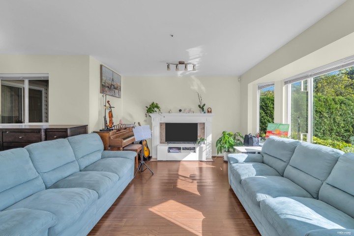 Photo 6 at 8419 Osler Street, Marpole, Vancouver West