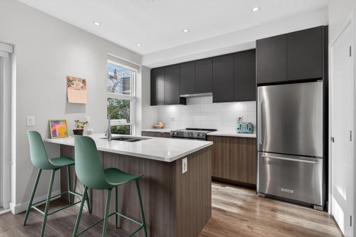 Photo 7 at 3 - 8693 Oolichan Way, South Marine, Vancouver East