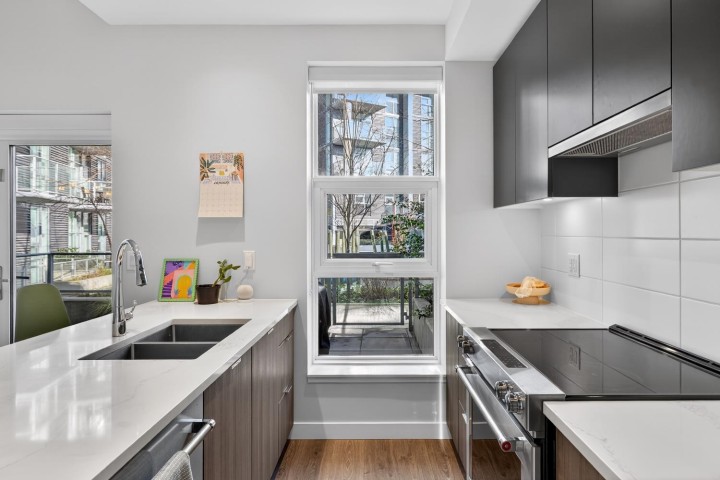 Photo 8 at 3 - 8693 Oolichan Way, South Marine, Vancouver East