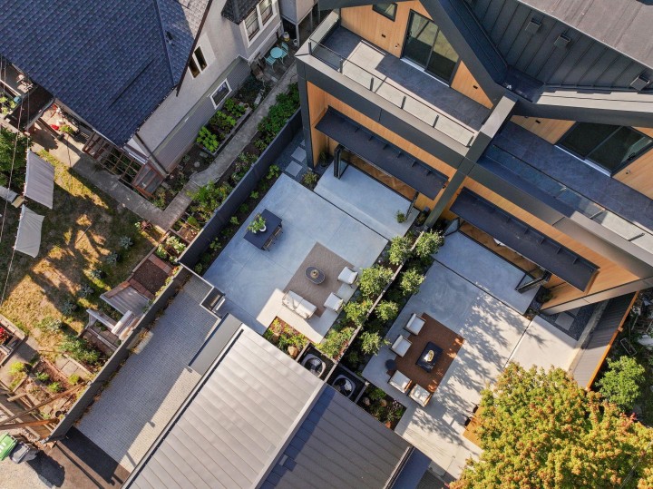 Photo 39 at 2 - 3768 W 2nd Avenue, Point Grey, Vancouver West