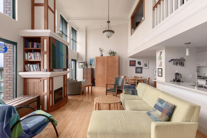 Photo 10 at 607 - 22 E Cordova Street, Downtown VE, Vancouver East