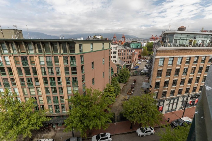 Photo 37 at 607 - 22 E Cordova Street, Downtown VE, Vancouver East
