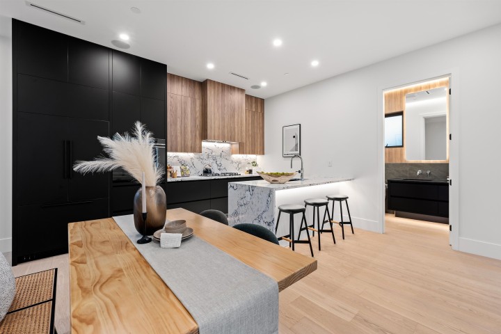 Photo 3 at 1 - 5034 Granville Street, Shaughnessy, Vancouver West