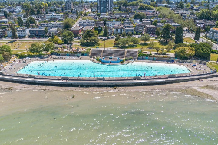 Photo 23 at 303 - 2469 Cornwall Avenue, Kitsilano, Vancouver West