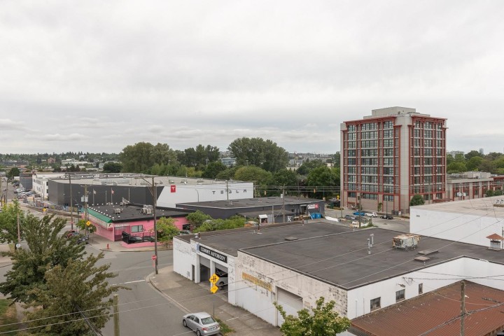 Photo 14 at 321 - 1120 E Georgia Street, Strathcona, Vancouver East