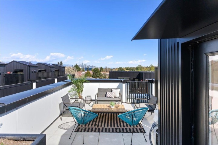 Photo 9 at 231 - 2830 Nanaimo Street, Renfrew Heights, Vancouver East