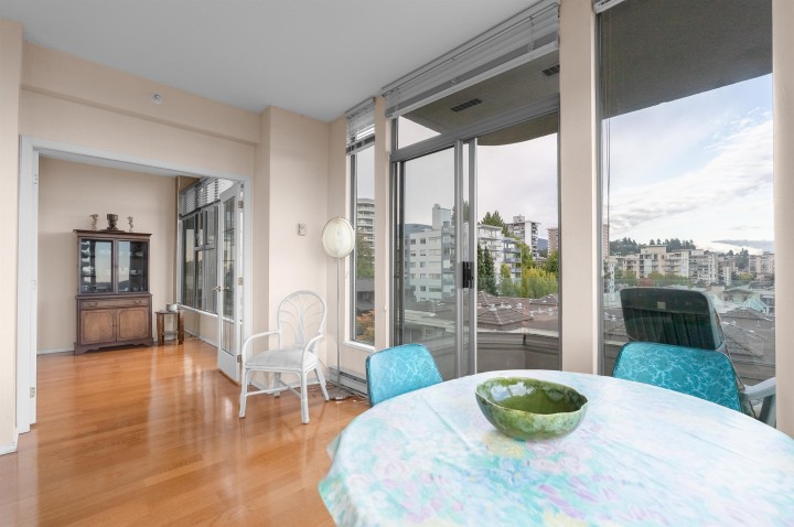 Photo 13 at 502 - 570 18th Street, Ambleside, West Vancouver