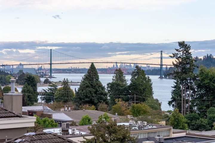 Photo 33 at 502 - 570 18th Street, Ambleside, West Vancouver