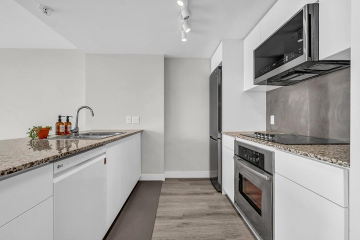 Photo 6 at 1805 - 788 Hamilton Street, Downtown VW, Vancouver West