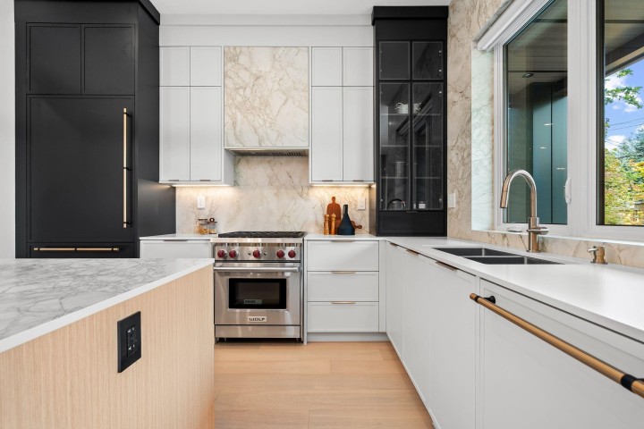 Photo 10 at 2 - 3255 W 13th Avenue, Kitsilano, Vancouver West