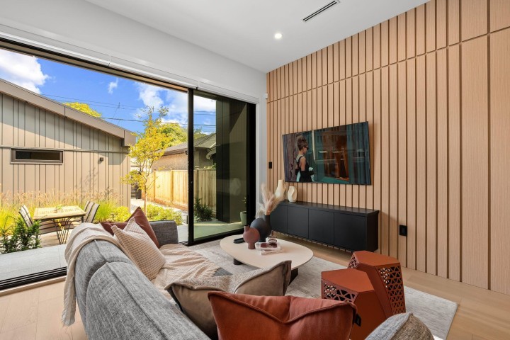 Photo 4 at 2 - 3255 W 13th Avenue, Kitsilano, Vancouver West